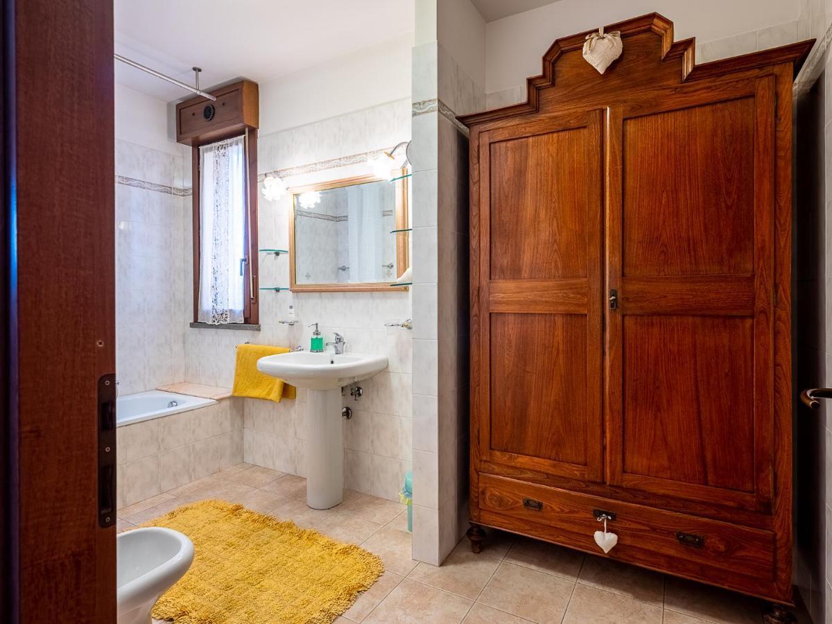 Il Bosco Di Re Guesthouse, Camera Matrimoniale Reggio Emilia Bagian luar foto